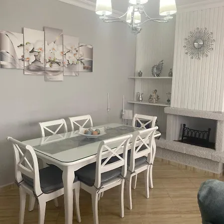 Perla Del Sol 1 L * טורמולינוס